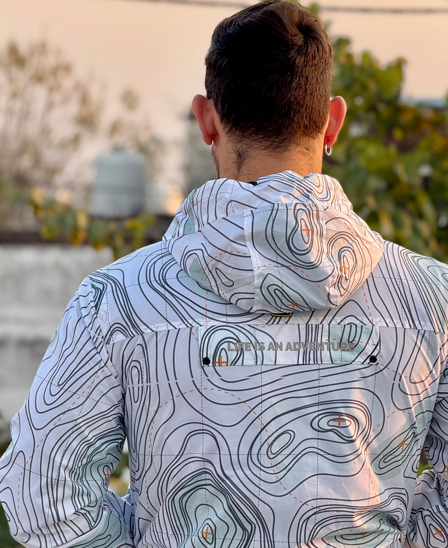 Explore X Windcheater